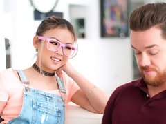 お尻, ブロンド, フェラチオ, 手コキする, 異人種間, 剃毛, ティーン, オッパイの