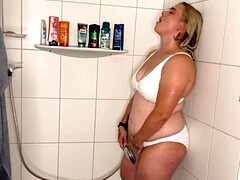 Enthousiasteling, Blond, Vrouw, Duits, Masturbatie, Orgasme, Alleen, Tatoeage