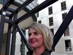 Dingue, Tir de sperme, Érotique, Mature, Mamelons, Petite femme, Rugueux, Plan cul à trois