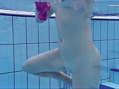 Beauté, Blonde, Mignonne, Européenne, Piscine, Russe, Solo, Nénés