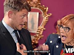 Brijd, Bruinharig, Man die toekijkt, Hardcore, Openbaar, Tieten likken