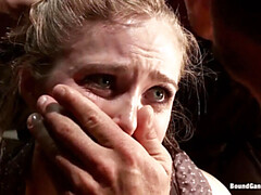 In den arsch, Blondine, Fesselspiele, Doppelpenetration, Füsse, Weibliche domination, Gruppensex, Erniedrigung