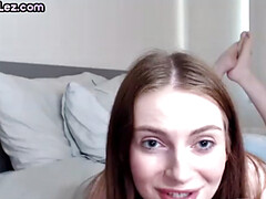 18 ans, Doigter, Lesbienne, Chatte, Softcore, Plan cul à trois, Jouets, Webcam
