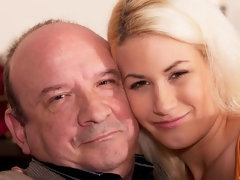 Жопа, Блондинки, Минет, Собачьи, Ласковые ручки, Секс без цензуры, Поцелуи, Молоденькие