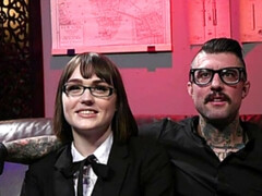 アナル, フェラチオ, ボンデージ, 茶髪の, イマラチオ, グローブ, スパンキング, タトゥー