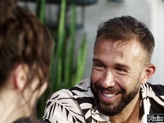 69 negenenzestig, Grote mammen, Bruinharig, Diep in de keel, Lul, Hardcore, Interraciaal, Moeder die ik wil neuken