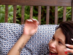 Язык в попке, Британки, Брюнетки, Европейки, Каблуки, Латиноамериканки, Крошечные, Сиськи