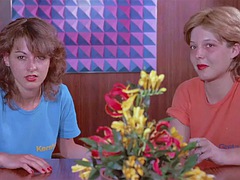 Adolescente, Rétro ancien