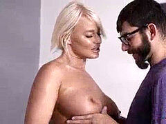 Минет, Семяизвержение, Милф