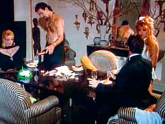 Gros cul, Sucer une bite, En levrette, Poilue, Branlette thaïlandaise, Léchez, Mère que j'aimerais baiser, Rétro ancien