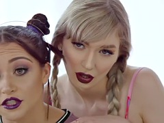 指いじり, 毛深い, キス, レズビアン, 魅力的, ヤリマン, ティーン, オッパイの