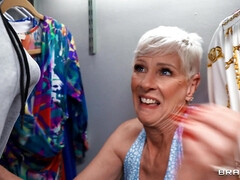 Американки, Красотки, Блондинки, Грудастые, Две девушки, Зрелые, Милф, Мамочка