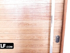 Kont, Pijpbeurt, Hondjeshouding, Hd, Moeder die ik wil neuken, Natuurlijke tieten, Stiefmoeder, Trio