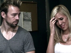 Schwarz, Braunhaarige, Hundestellung, Aufs gesicht abspritzen, Lecken, Büro, Muschi, Schlucken