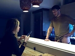 Venus y Marte - My Wife's Friend Snuck Me a Blowjob Under the Table