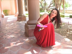 Double pénétration, Talons, Masturbation, Orgasme, Public, Solo, Gicler, Jouets