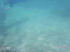 Пляж, Бикини, Подружка, На природе, На публике, Молоденькие, Сиськи, Подглядывание