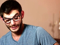 Grosser arsch, Grosse titten, Braunhaarige, Vollbusig, Massage, Natürlichen titten, Jungendliche (18+), Titten