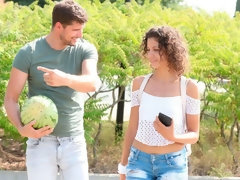 フェラチオ, 茶髪の, 手コキする, キス, なめる, アウトドア, ストリッピング, オッパイの