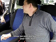 デカ尻, フェラチオ, ブーツ, 茶髪の, 車, 淫乱熟女, スカート, ヤリマンの