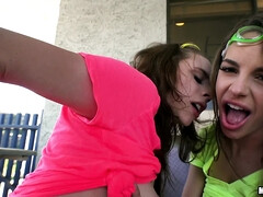 Жопа, Красотки, Бикини, Минет, Ласковые ручки, Лизание, На природе, Киски