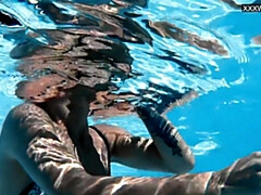 Rubia, Hd, Húngaro, Pequeña, Público, Coño, Solo, Apretado