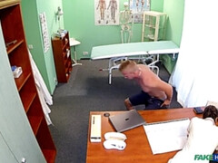 お尻, フェラチオ, イく瞬間, 医者, なめる, オフィス, オマンコ, スパンキング