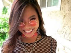 Asiatisch, Arsch, Blasen, Braunhaarige, Domination, Fetisch, Handjob, Rasiert