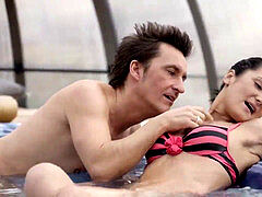 Brunette brune, Européenne, Nénés