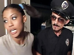 18 jaar, Aziatisch, Grote lul, Pijpbeurt, Hondjeshouding, Natuurlijke tieten, Kort haar, Thais