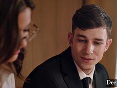 Tetas grandes, Mamada, Amarrada, Morena, Corridas faciales, Montar, Tetas, Esposa