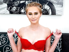 Amateur, Gros cul, Doigter, Maigrichonne, Solo, Dénudage, Adolescente, Nénés