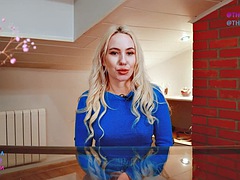 Amateur, Blonde, Embrassement, Public, Russe, Étudiant, Adolescente, Nénés