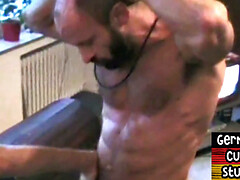 MuscledGerman DILF fucks jock in homemade anal