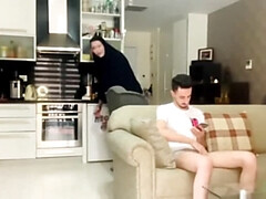 Enthousiasteling, Oudere vrouw, Vies praten, Voeten, Voeten fetish, Hd, Moeder, Alleen