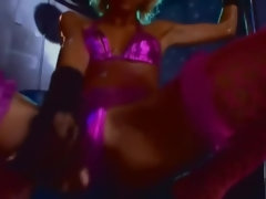 Enticing Japanese gal