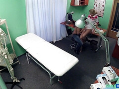 素人, フェラチオ, 顔射, 手コキする, なめる, オマンコ, ユニフォーム, のぞき