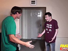 Universiteit, Sperma, Vriendin, Likken, Orgasme, Kut duiken, Rijden, Tieten likken