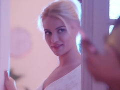 ブロンド, チェコ, チン, ヨーロピアン, 手コキする, ショートヘア, いじめ, ヒモパン