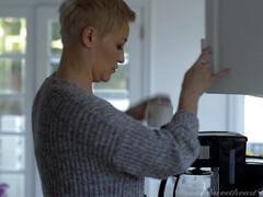 Dormitorio, Tetas grandes, Engañando, Pies, Jeans, Lamidas, Tetas, Mojado