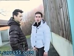 Gay, Al aire libre, Realidad