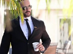 Verga grande, Ébano, Peludo, Pajear, Interracial, Lamidas, Al aire libre, Público