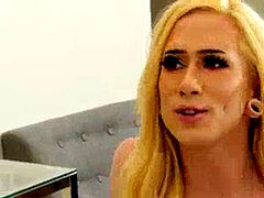 Mamada, Garganta profunda, Sexo duro, Transexual