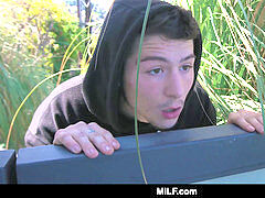 Большая жопа, Семяизвержение, Мастурбация, Милф, Мамочка, На природе, Крошечные, Тату