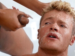 Anaal, Grote mammen, Pijpbeurt, Bedriegen, Sperma in gezicht, Keuken, Kort haar, Douche