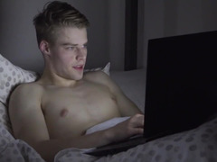 18 ans, Amateur, Grosse bite, Hard, Monstre, Chatte, Adolescente, Nénés