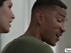 アナル, 舐める尻, デカチン, フェラチオ, ゲイ, 手コキする, タトゥー, オッパイの