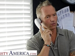 Arsch, Grosser arsch, Blondine, Handjob, Hd, Absätze, Lecken, Muschi