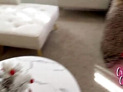 Rondborstig, Schattig, Hondjeshouding, Huisvrouw, Rijpe lesbienne, Moeder, Gezichtspunt, Tieten likken