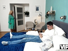 Vip4k. homeless lady found a fresh home for her cunt